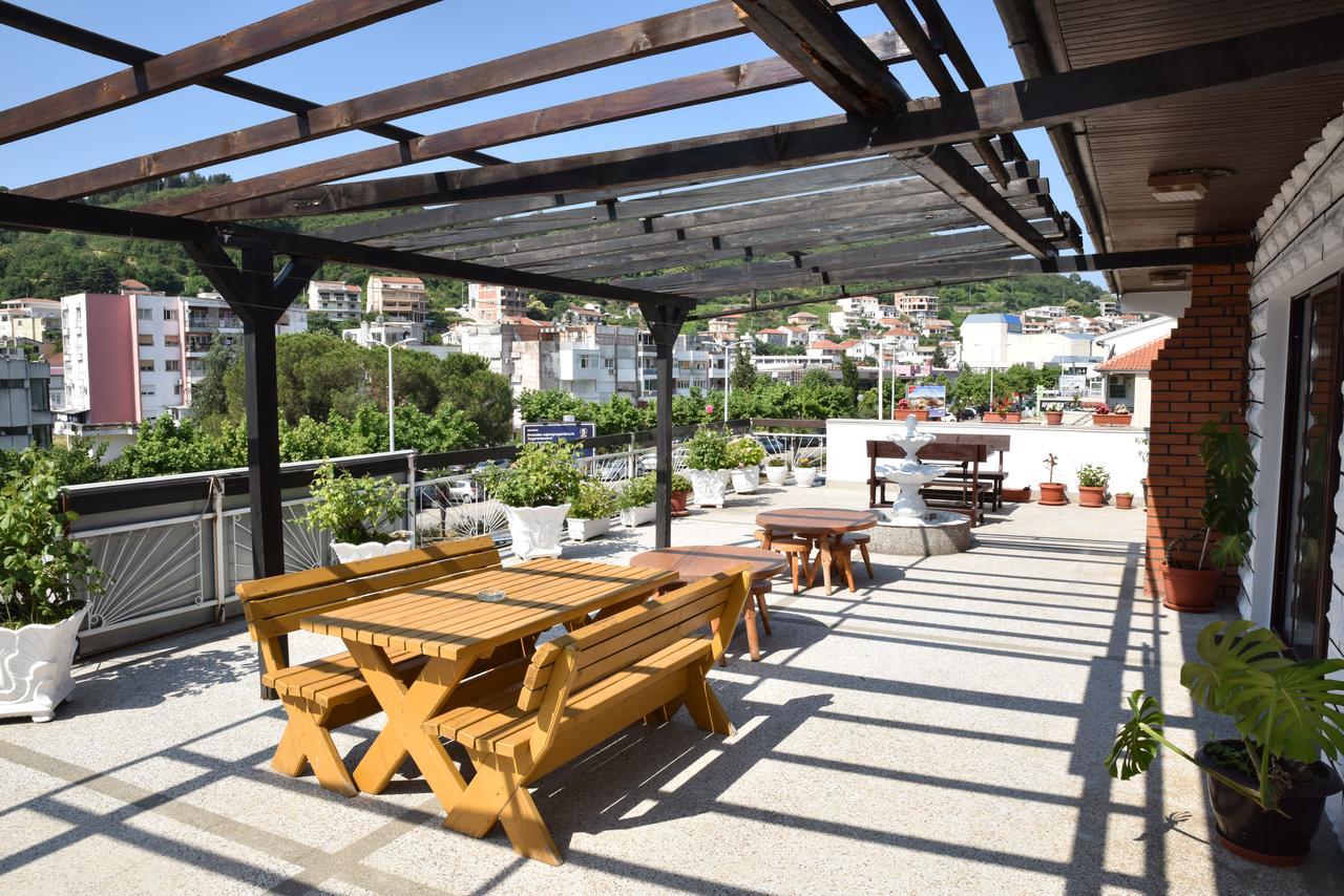 Guest House Evropa Улцинь Екстер'єр фото