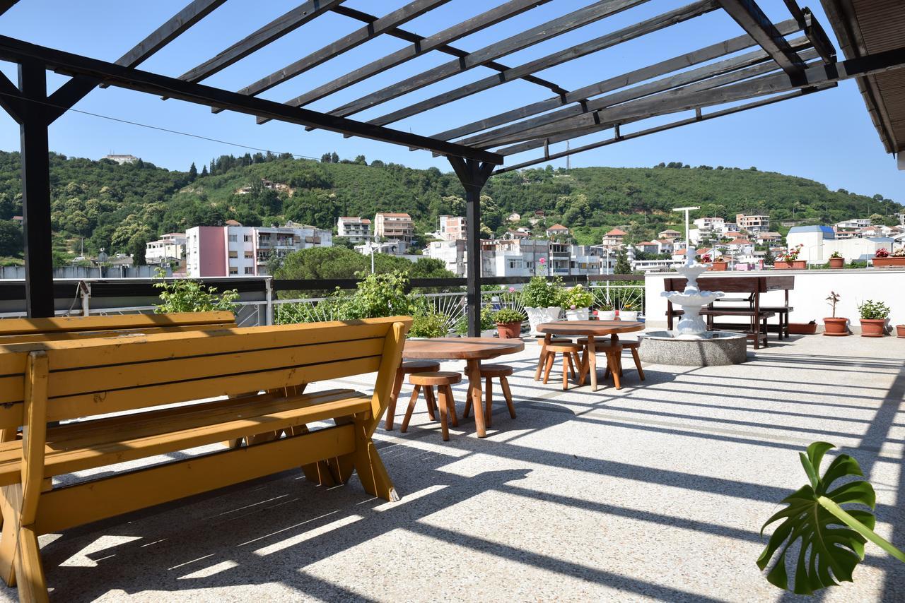Guest House Evropa Улцинь Екстер'єр фото